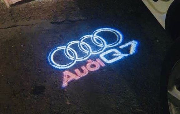 Customer photo review of AUDI Q7 LOGO PROJECTOT LIGHTS Nr.49  (quantity 1 = 2 Logo Films /2 door lights）
