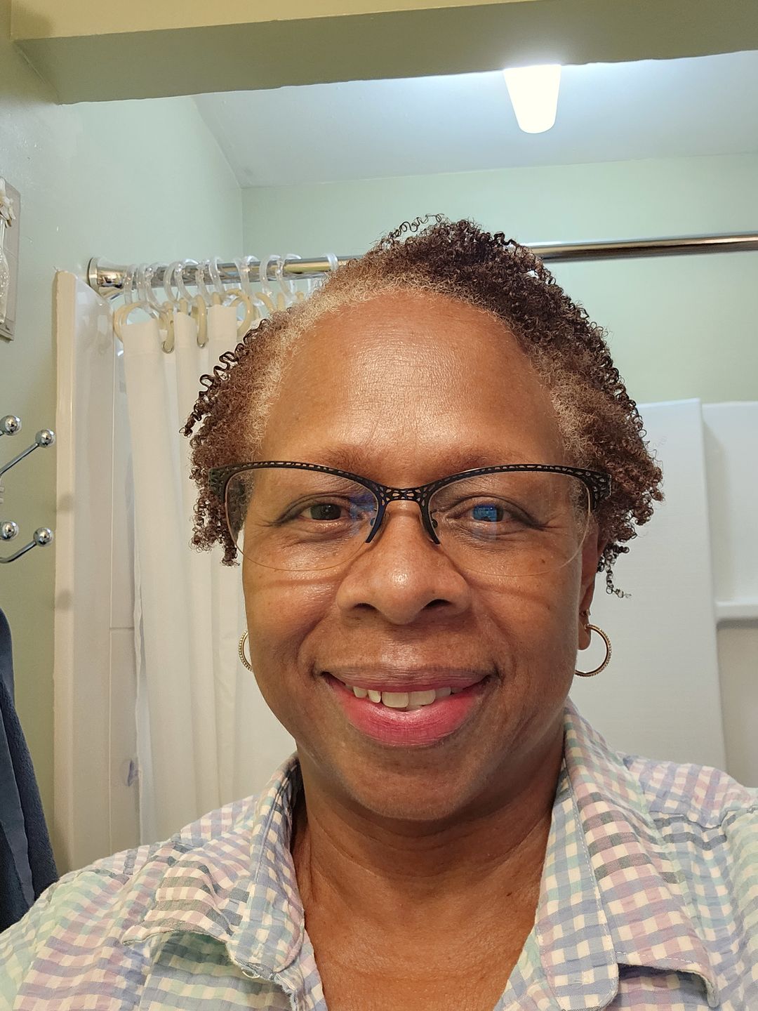 Customer photo review of Wash and Go Flaxseed Gel with Heavy Hold for Curly Hair