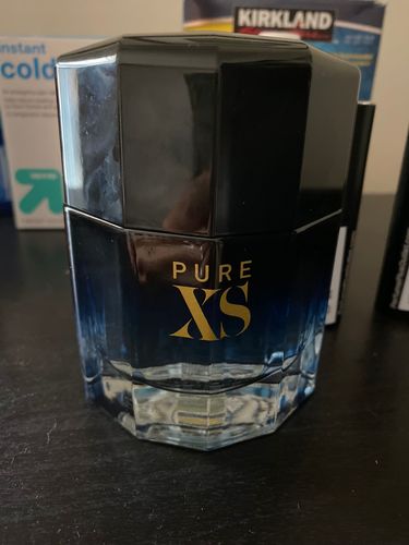 Customer photo review of Pure XS Men By Paco Rabanne Eau de Toilette Spray 3.4 oz
