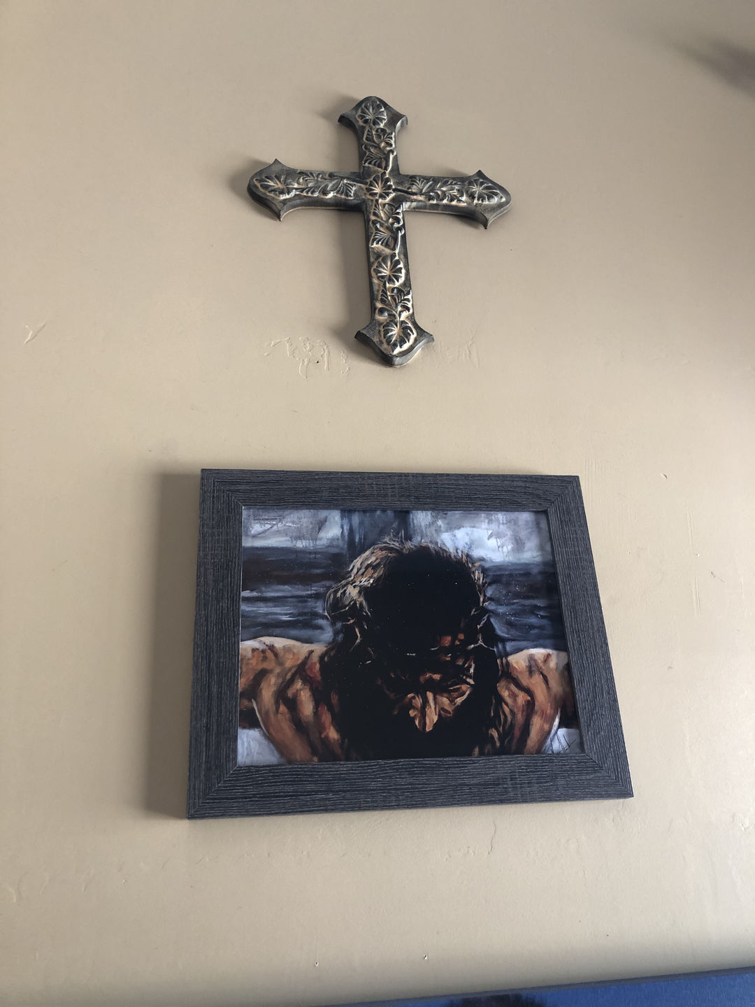 Customer photo review of Redeemer's Love With Crosses
