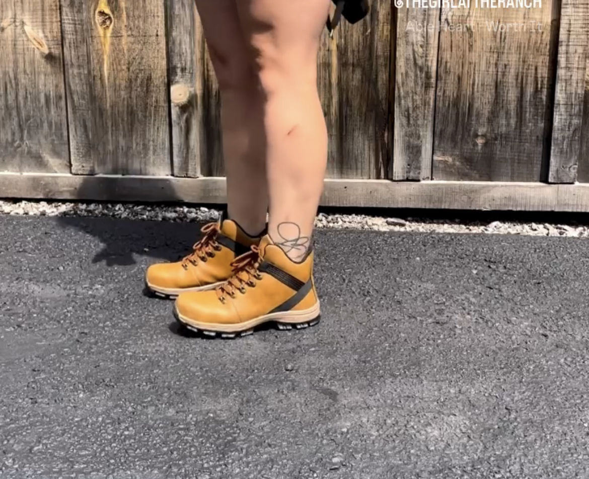 Customer photo review of Star 101 Brown