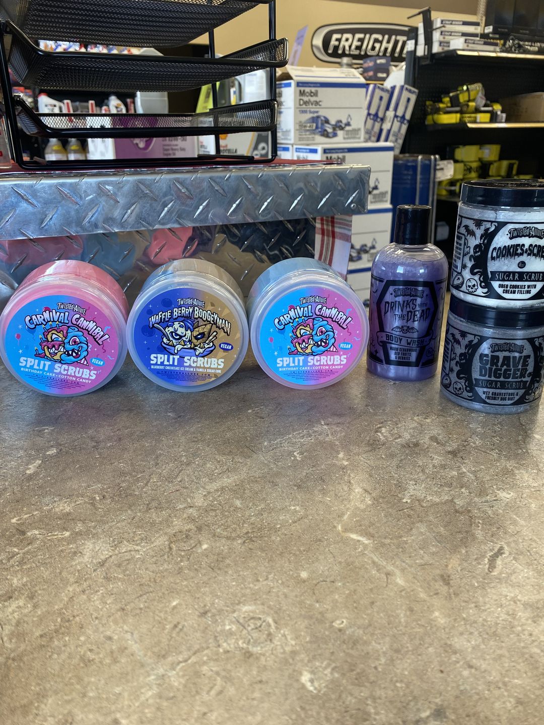 Customer photo review of Carnival Cannibal Split Scrub (Birthday Cake & Cotton Candy)