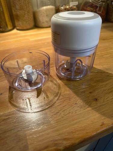 Customer photo review of Globetrek° Chopper - Bærbar Elektrisk Minihakker Til Køkkenet