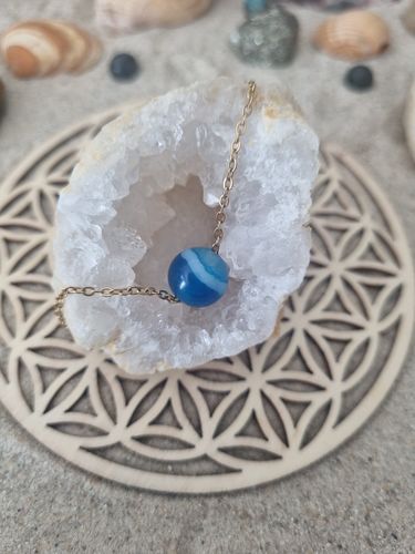 Customer photo review of Collier à perle d'agate bleue en acier inoxydable