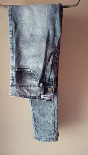 Customer photo review of Skinny Light Blue Jeans 2.0