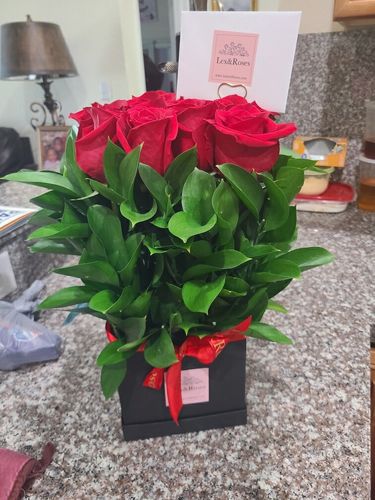 Customer photo review of Roses in Bloom - Red