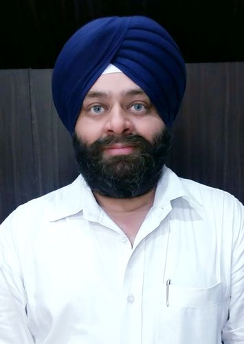 Customer photo review of Double Delight White Shirts - 2 Pcs Combo Pack