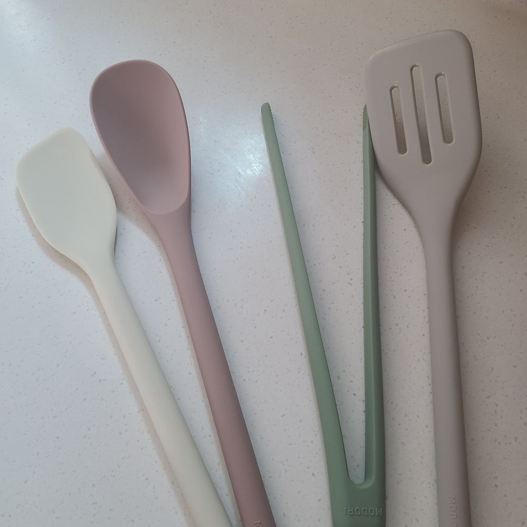 Customer photo review of Magnetic Cooking Utensils (Set of 4, Included Rack)