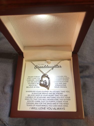 Customer photo review of To My Granddaughter - Necklace Gift Set - SS365