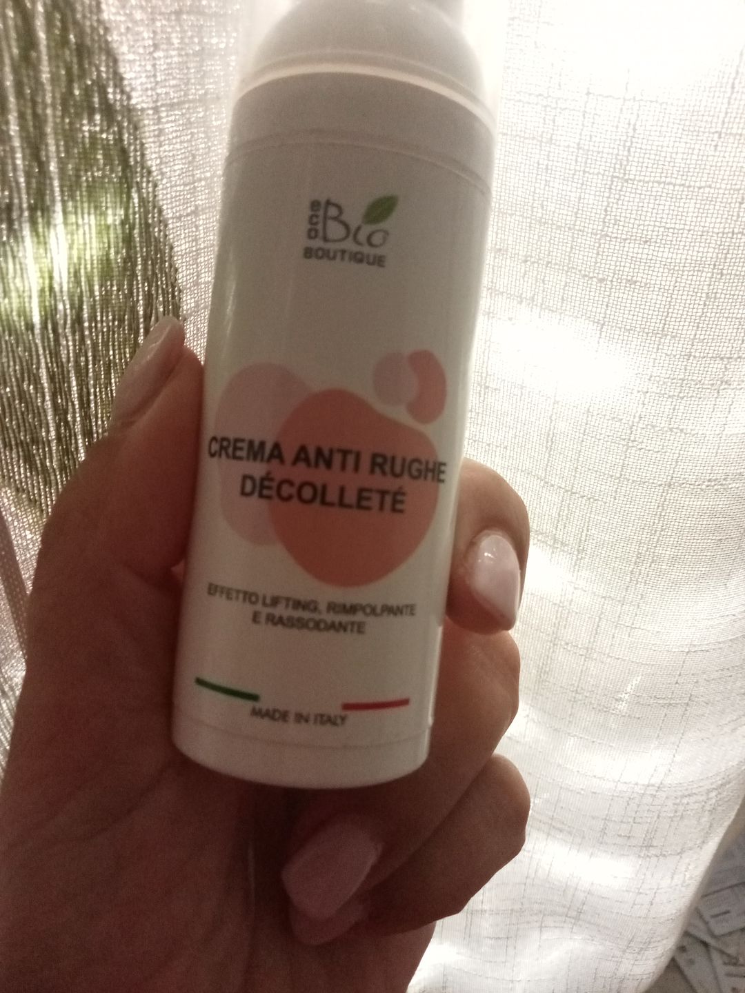 Customer photo review of Crema Anti Rughe Décolleté
