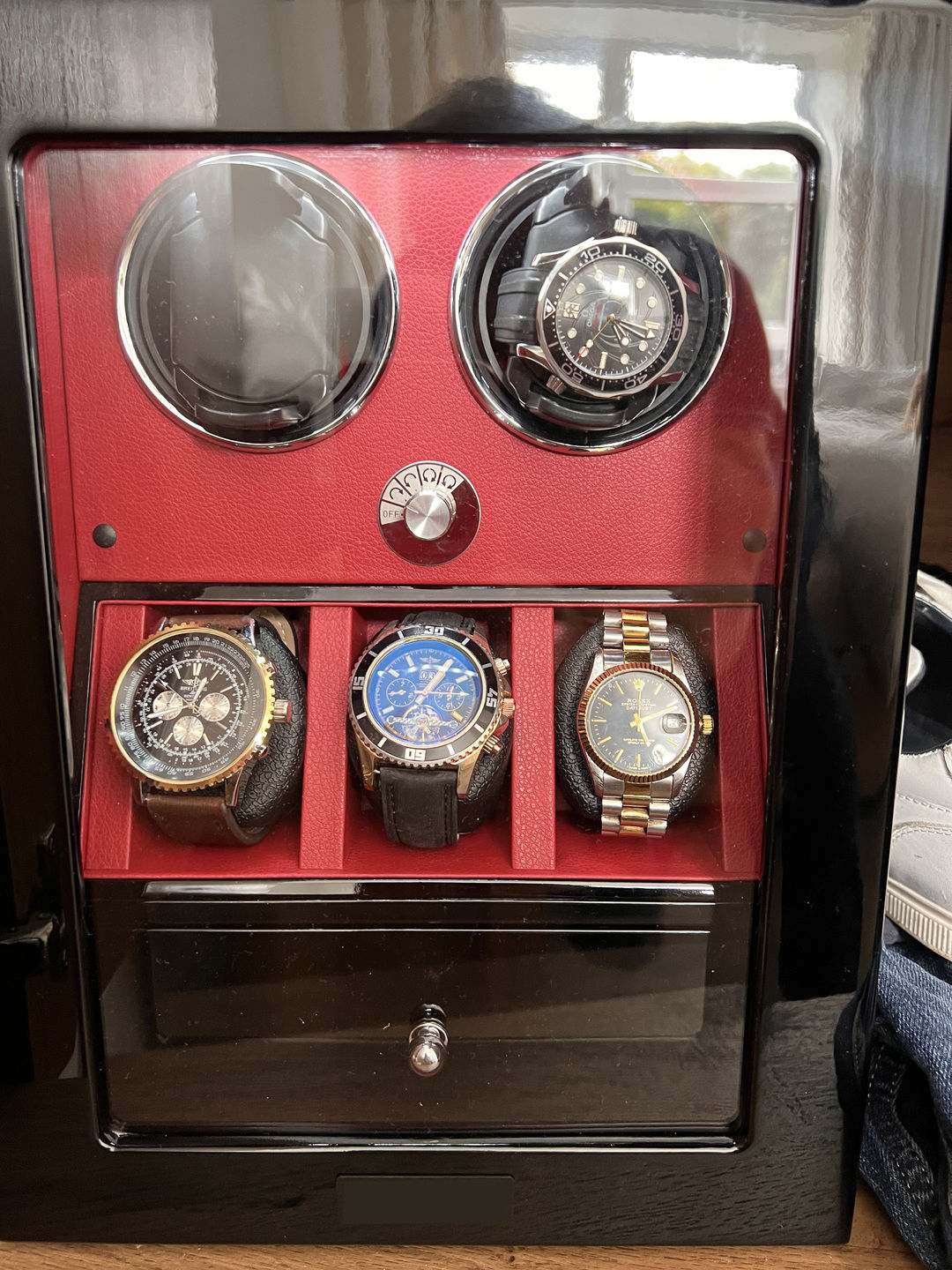 Customer photo review of Compact Design Watch Winder with Storage Organizer Case Quiet Mabuchi Motor