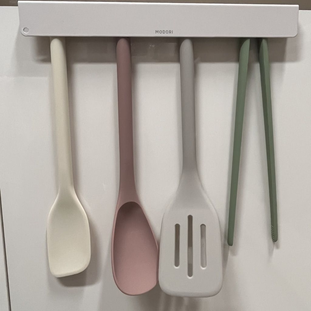 Customer photo review of Magnetic Cooking Utensils (Set of 4, Included Rack)