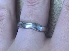 Customer photo review of Band 6MM Wavy Ring