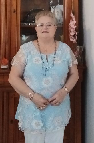 Customer photo review of Koronkowa koszulka z kwiatowym nadrukiem