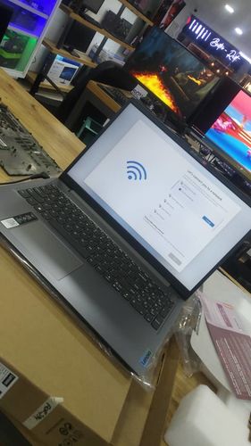 Customer photo review of Laptop Lenovo IdeaPad 3 15lTL6 Core i5-1135G7 15,6" Touch Screen, Memoria Ram 8GB Disco 512GB SSD Wind 11