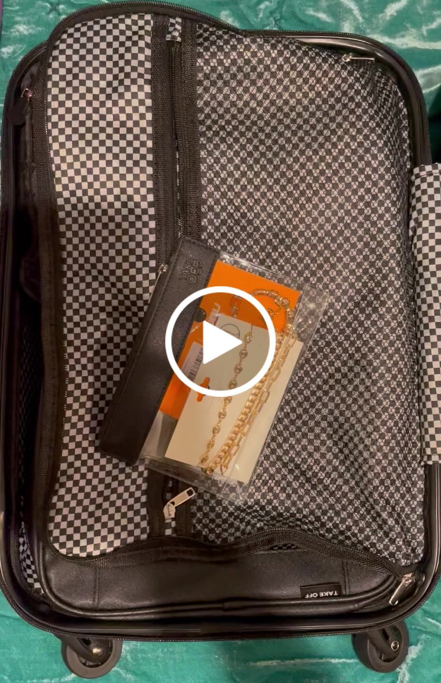 Customer video review of Flat Pouch - Toiletry Holder
