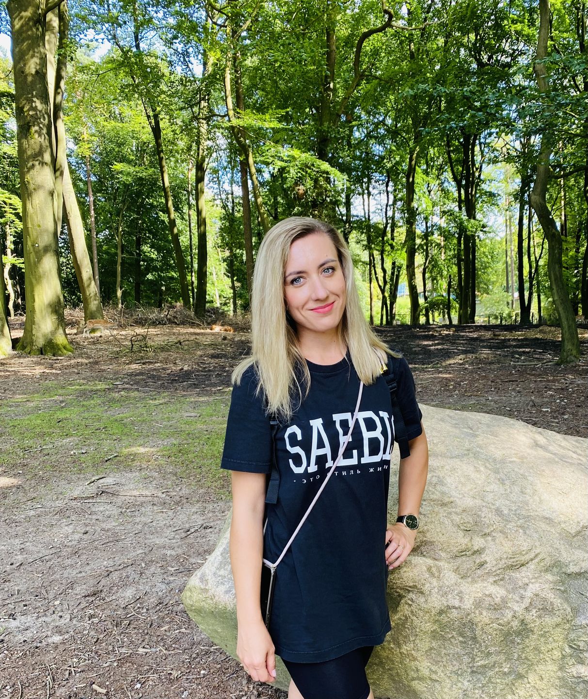 Customer photo review of Lifestyle Damen Oversized T-Shirt washed schwarz by SAEBIS®