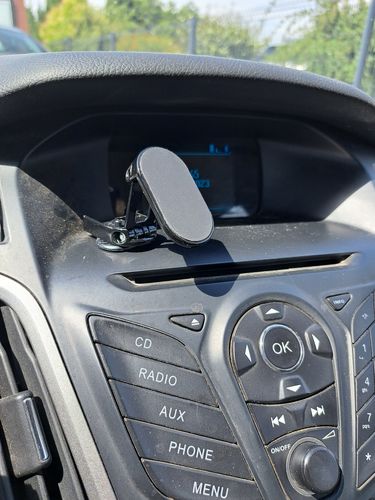 Customer photo review of Support de téléphone de voiture pliant en métal
