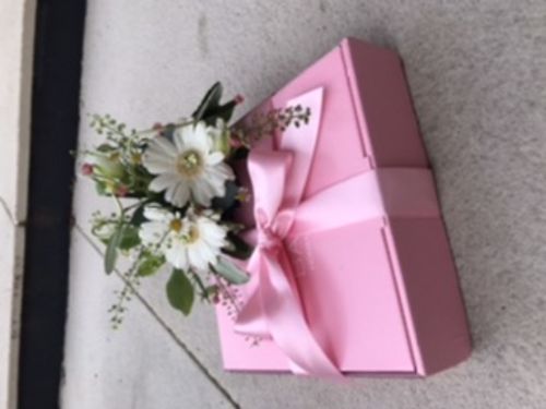 Customer photo review of Brownie & Blondie Mixed Box