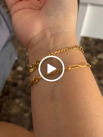 Customer video review of Pulsera Cleopatra 4MM