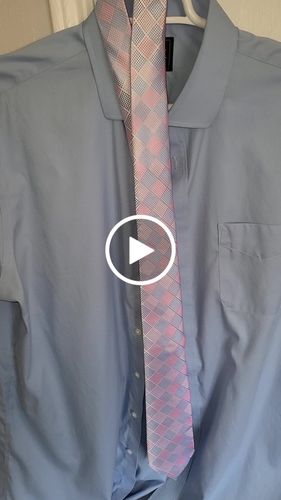 Customer video review of Beautiful Blue Pink Plaid Silk Tie Pocket Square Cufflinks Set