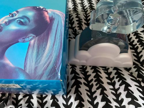 Customer photo review of Ariana Grande Cloud 100ml