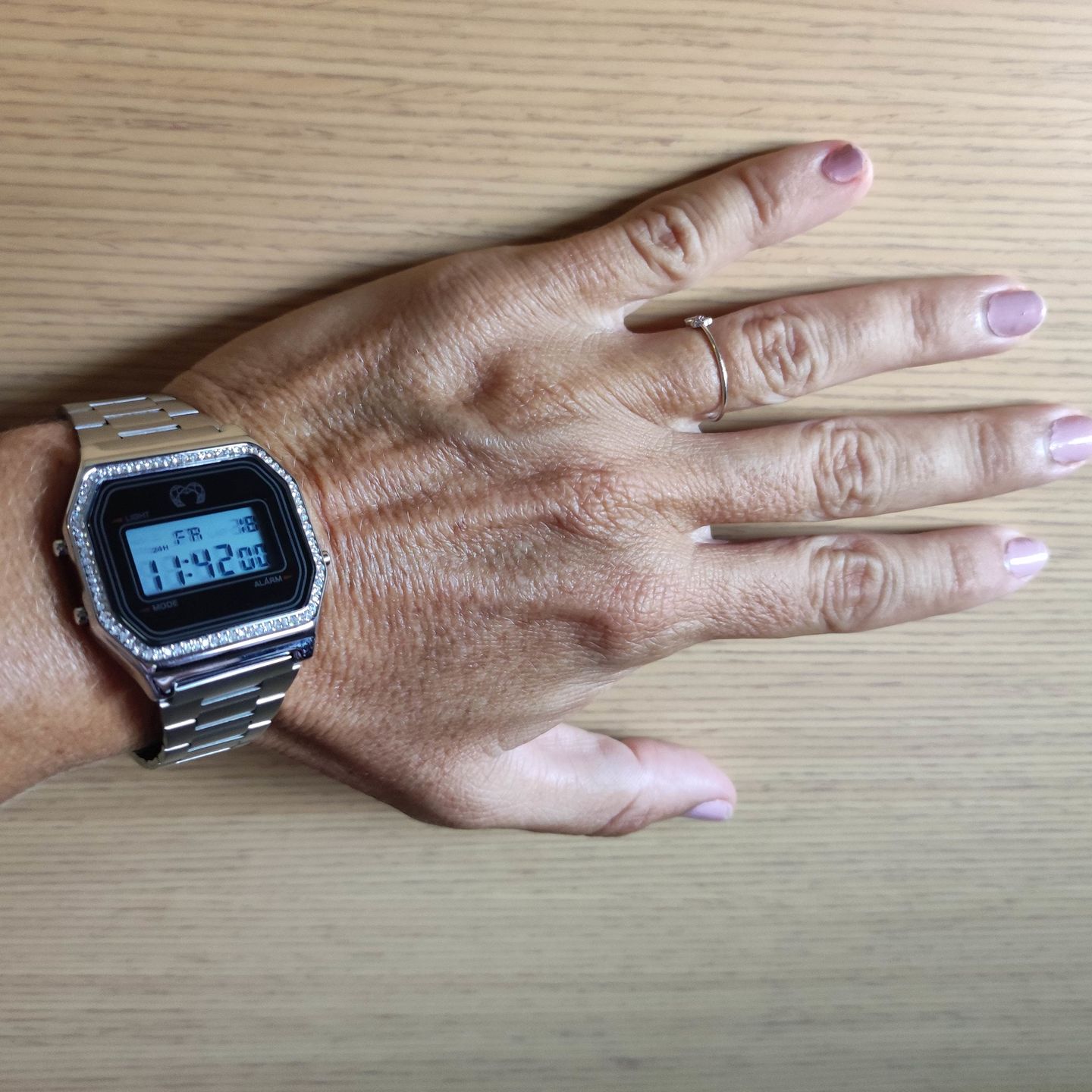 Customer photo review of Reloj Digital Vintage Brillo ~ Plata
