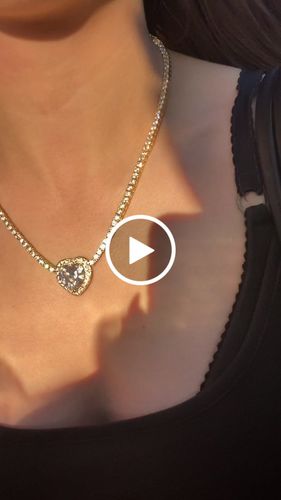 Customer video review of HEART CHOKER. - 18K GOLD