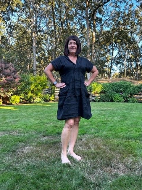 Customer photo review of Meo Linen Pocket Dress (Black)