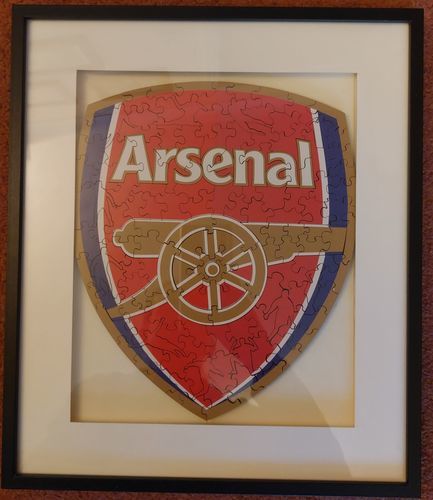 Customer photo review of Arsenal FC® Crest - Official Wooden Puzzle