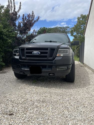Customer photo review of ANZO 2004-2008 Ford  F-150 Projector Headlights w/ Light Bar Black Housing 111541