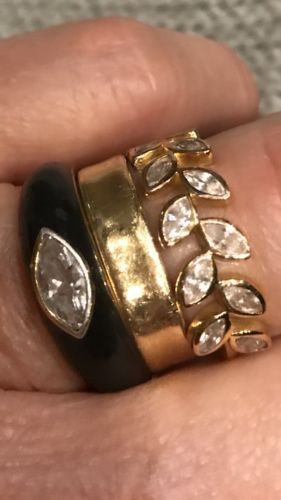 Customer photo review of MUSTIQUE RING