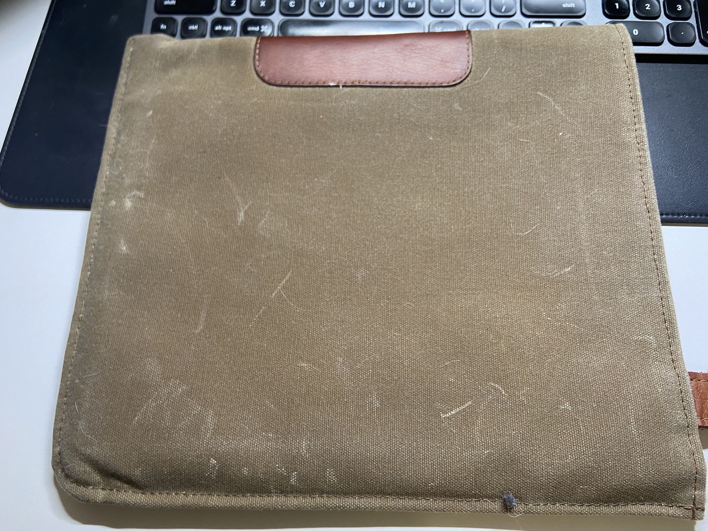 Customer photo review of Magic Keyboard Durable Sleeve