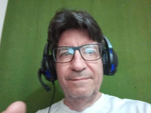 Customer photo review of Audifonos Trust GXT 307B Ravu Gaming Microfono 3.5Mm Color Negro Azul 23250