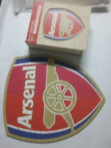 Customer photo review of Arsenal FC® Crest - Official Wooden Puzzle