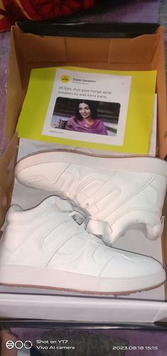 Customer photo review of TRIPPIN White Men's High Top sneaker