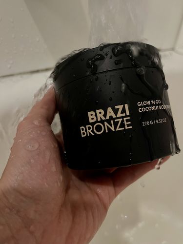 Customer photo review of Glow n’ Go Body Polish