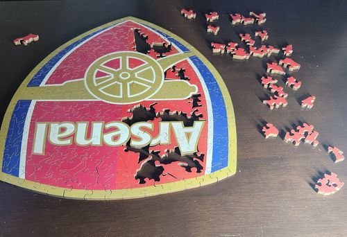 Customer photo review of Arsenal FC® Crest - Official Wooden Puzzle