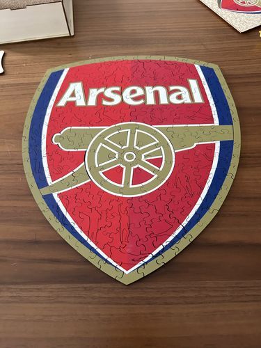 Customer photo review of Arsenal FC® Crest - Official Wooden Puzzle