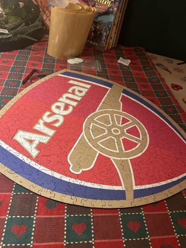 Customer photo review of Arsenal FC® Crest - Official Wooden Puzzle