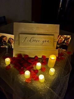 Customer photo review of Red Rose Petals