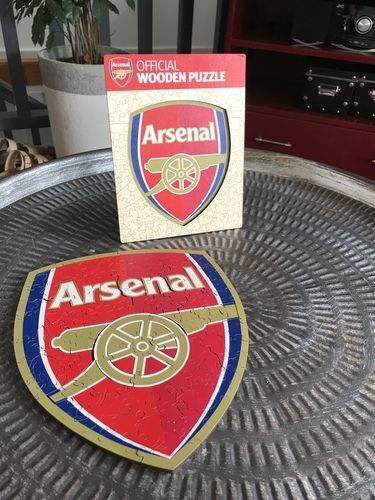 Customer photo review of Arsenal FC® Crest - Official Wooden Puzzle