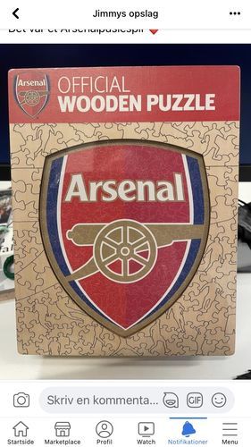 Customer photo review of Arsenal FC® Crest - Official Wooden Puzzle