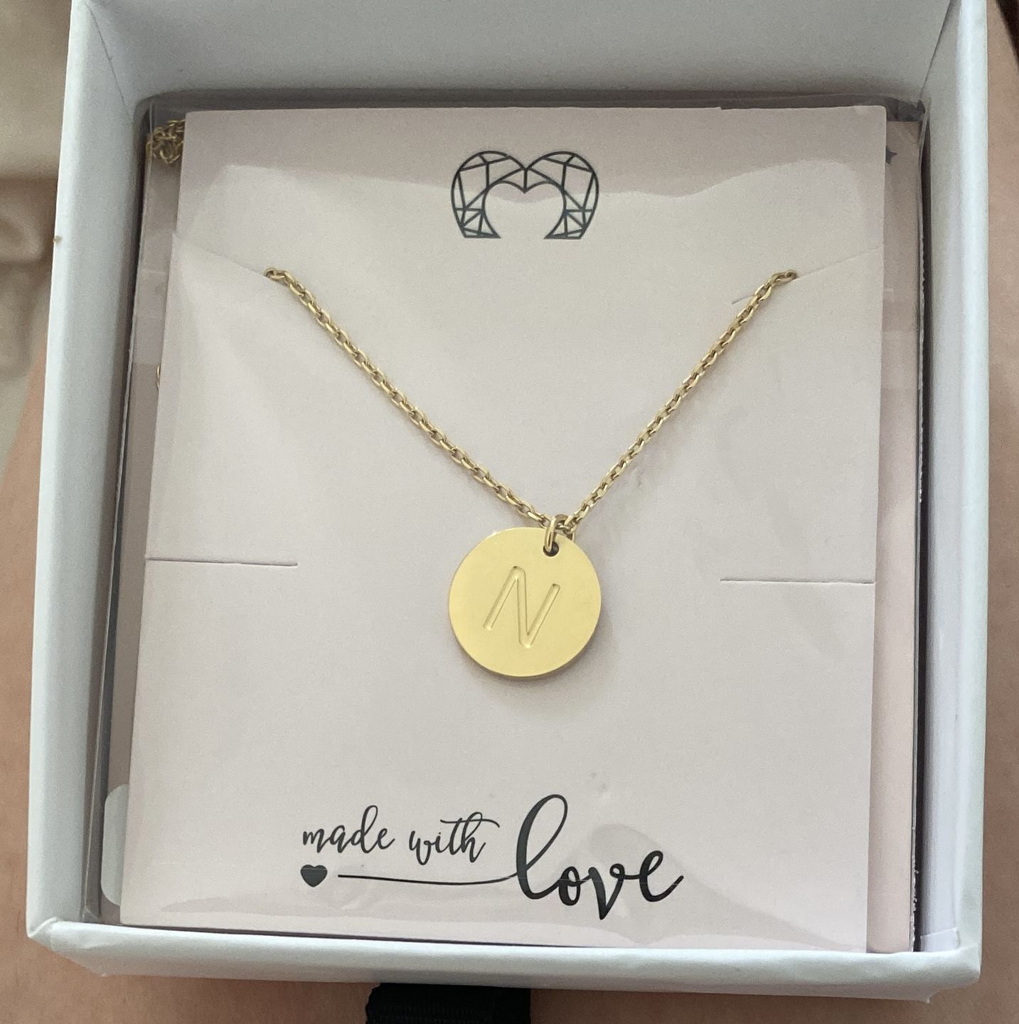 Customer photo review of Collar Inicial