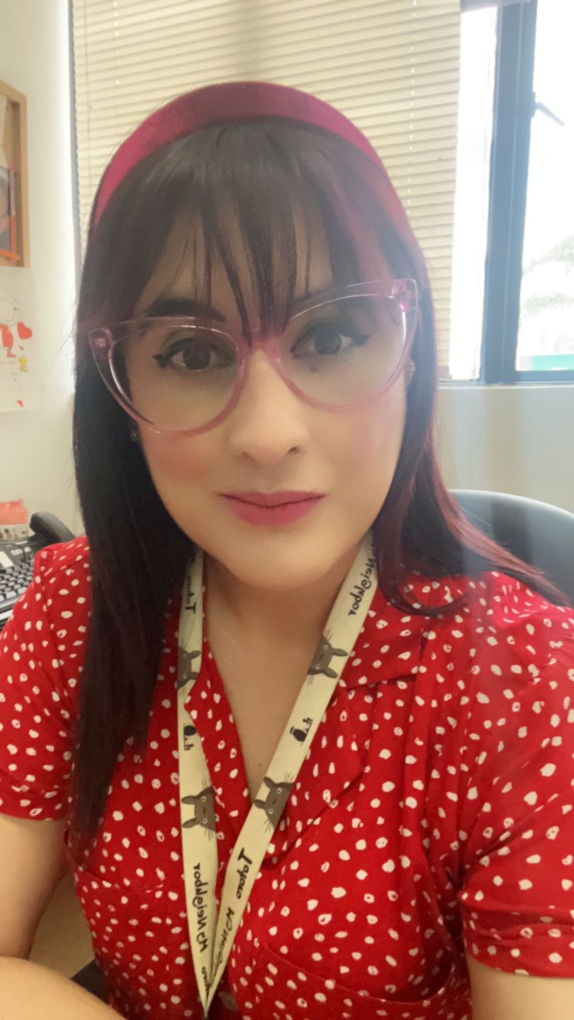 Customer photo review of Balaca - Little Jenny Vinotinto velvet