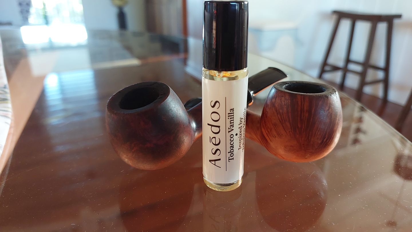 Customer photo review of TOBACCO VANILLA PERFUME OIL