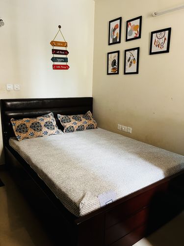 Customer photo review of Flo Anti-Gravity™ Natural Latex Mattress