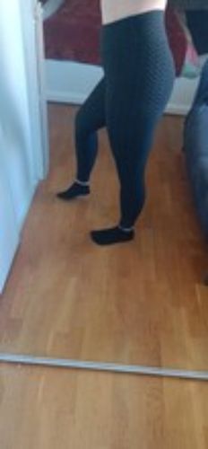 Customer photo review of Orions Anti-Cellulite Pocket Leggings