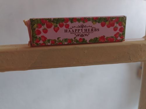 Customer photo review of Lip Balm With Tint Strawberry