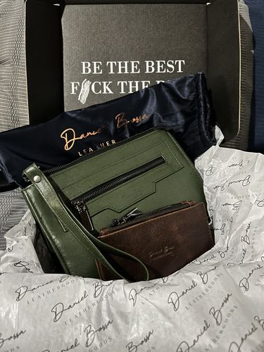 José Luis O. review of Clutch Vallarta Militar image 1 out of 1